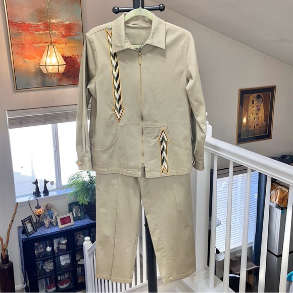 Bob Mackie Pants - 💥BOB MACKIE💥Vintage Wearable Art Embroidered Detail Khaki Pants Set Size Small